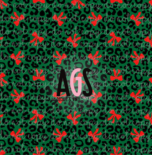 1901 Leopard Holiday