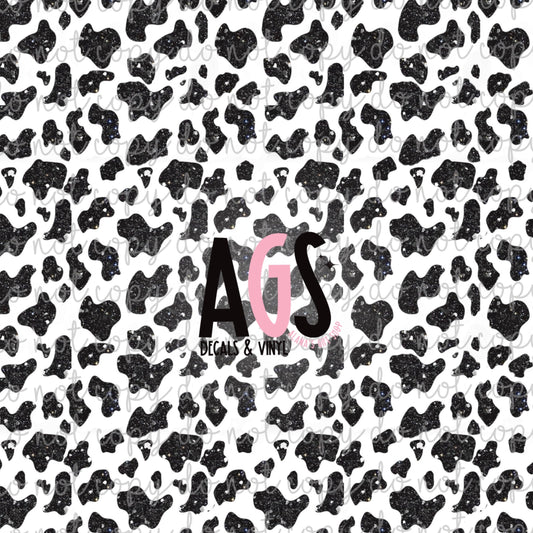 522 Black And White Cow Print